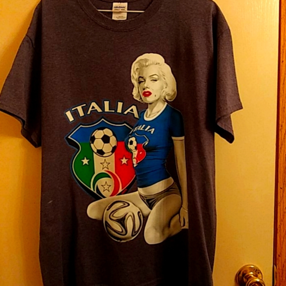 MARILYN T SHIRT